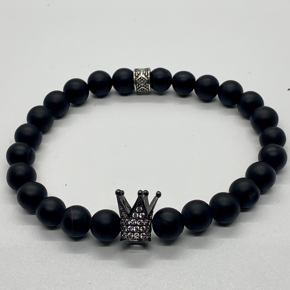 Matt Onyx bracelet with Rhinestone Crown - Picture 2 of 2